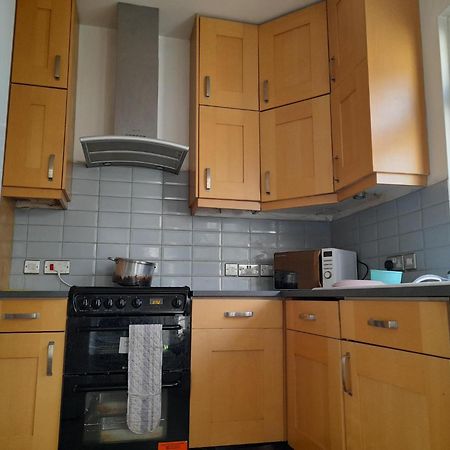 Big Room With Free Parking Londra Esterno foto